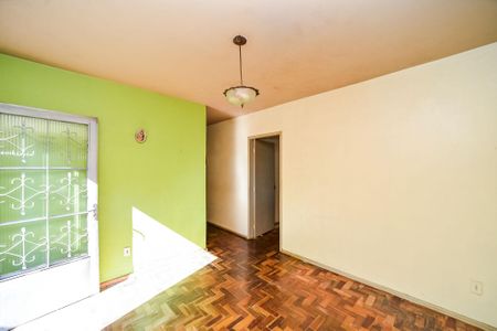 Casa à venda com 70m², 3 quartos e 1 vaga Casa à venda com 70m², 3 quartos e 1 vagaSala