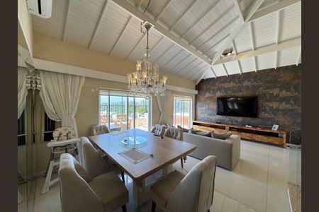 Apartamento à venda com 357m², 4 quartos e 2 vagas Apartamento à venda com 357m², 4 quartos e 2 vagasSala