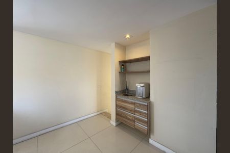 Apartamento à venda com 357m², 4 quartos e 2 vagas Apartamento à venda com 357m², 4 quartos e 2 vagasSuíte 1