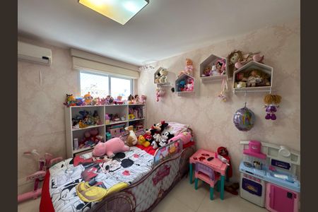 Apartamento à venda com 357m², 4 quartos e 2 vagas Apartamento à venda com 357m², 4 quartos e 2 vagasSuíte 3