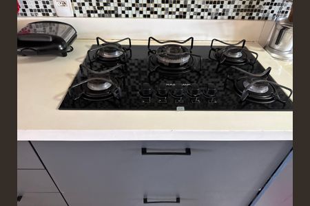 Apartamento à venda com 357m², 4 quartos e 2 vagas Apartamento à venda com 357m², 4 quartos e 2 vagasCozinha