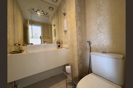 Apartamento à venda com 357m², 4 quartos e 2 vagas Apartamento à venda com 357m², 4 quartos e 2 vagasLavabo