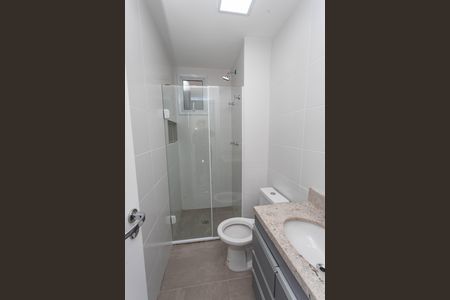 Apartamento à venda com 70m², 3 quartos e 2 vagas Apartamento à venda com 70m², 3 quartos e 2 vagasBanheiro social