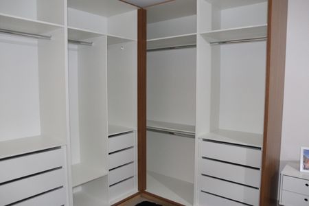 Apartamento para alugar com 185m², 2 quartos e 3 vagasQuarto 2