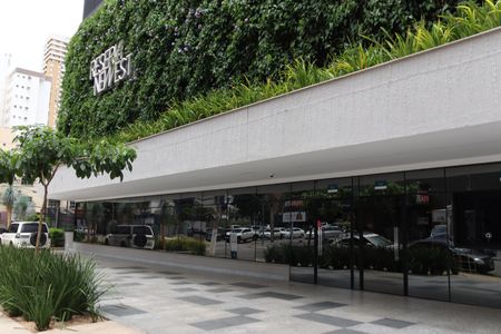 Apartamento para alugar com 185m², 2 quartos e 3 vagasFachada