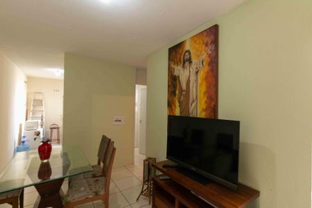 Apartamento à venda com 50m², 2 quartos e 1 vaga Apartamento à venda com 50m², 2 quartos e 1 vagaSala