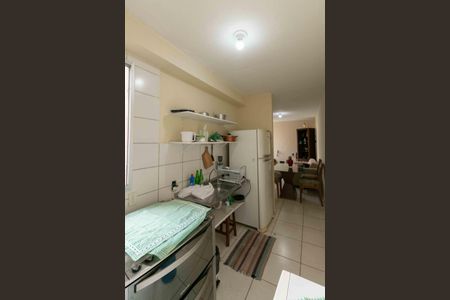 Apartamento à venda com 50m², 2 quartos e 1 vaga Apartamento à venda com 50m², 2 quartos e 1 vagaCozinha e Área de Serviço