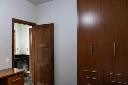 Casa à venda com 354m², 4 quartos e 4 vagasQuarto 4