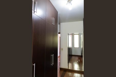 Casa à venda com 354m², 4 quartos e 4 vagasQuarto 1