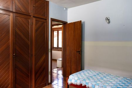 Casa à venda com 354m², 4 quartos e 4 vagasQuarto 3