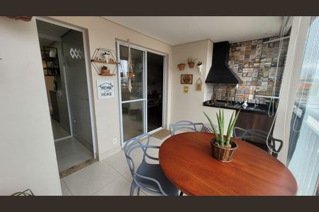 Apartamento à venda com 80m², 2 quartos e 2 vagas Apartamento à venda com 80m², 2 quartos e 2 vagasSacada