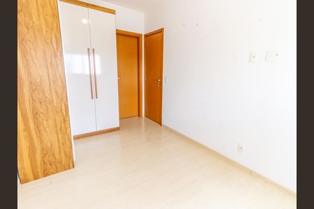 Apartamento para alugar com 82m², 2 quartos e 1 vagaSuíte