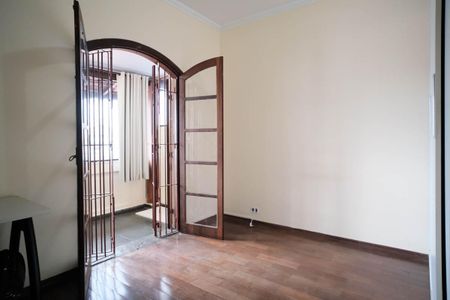 Casa à venda com 140m², 3 quartos e 4 vagasQuarto 2