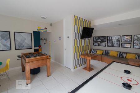 Apartamento à venda com 45m², 2 quartos e sem vagaÁrea comum