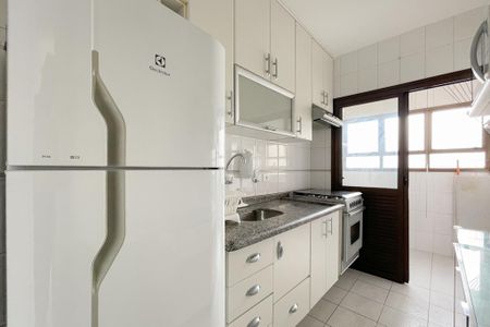 Apartamento à venda com 62m², 3 quartos e 2 vagasCozinha