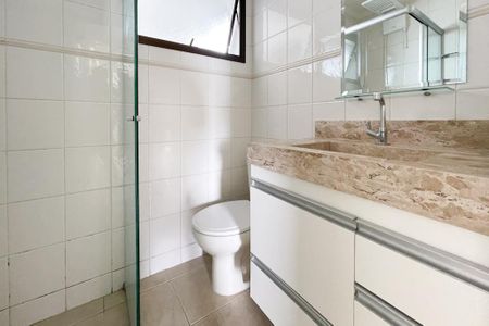 Apartamento à venda com 62m², 3 quartos e 2 vagasBanheiro Social