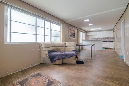 Casa à venda com 70m², 2 quartos e 2 vagasSala