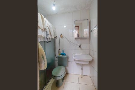 Casa à venda com 70m², 2 quartos e 2 vagasBanheiro 2
