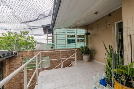 Casa à venda com 70m², 2 quartos e 2 vagasQuintal