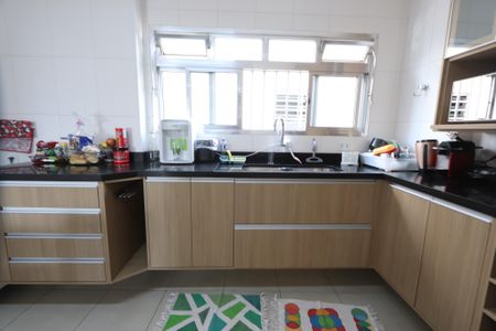 Apartamento para alugar com 80m², 2 quartos e 1 vagaCozinha