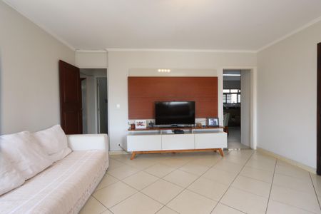 Apartamento para alugar com 80m², 2 quartos e 1 vagaSala