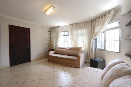 Apartamento para alugar com 80m², 2 quartos e 1 vagaSala