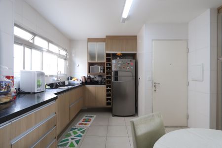 Apartamento para alugar com 80m², 2 quartos e 1 vagaCozinha