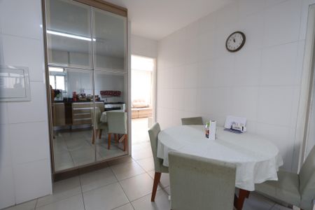 Apartamento para alugar com 80m², 2 quartos e 1 vagaCozinha