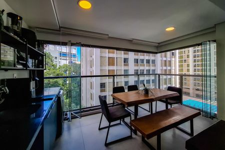 Apartamento à venda com 44m², 1 quarto e 1 vaga Apartamento à venda com 44m², 1 quarto e 1 vagaVaranda