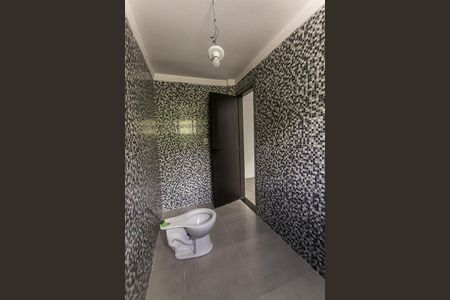 Casa de condomínio para alugar com 100m², 2 quartos e 1 vagaBanheiro do Quarto