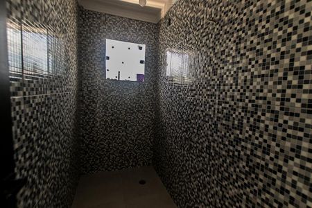 Casa de condomínio para alugar com 100m², 2 quartos e 1 vagaBanheiro do Quarto 2