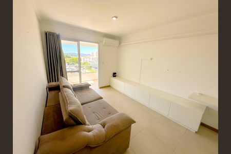 Apartamento para alugar com 69m², 1 quarto e 1 vagaSala