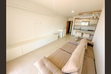 Apartamento para alugar com 69m², 1 quarto e 1 vagaSala