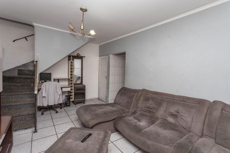 Casa à venda com 160m², 3 quartos e 2 vagas Casa à venda com 160m², 3 quartos e 2 vagasSala