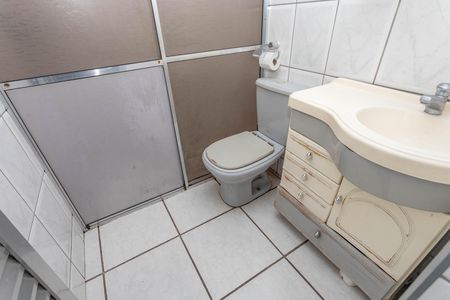 Casa à venda com 160m², 3 quartos e 2 vagas Casa à venda com 160m², 3 quartos e 2 vagasBanheiro