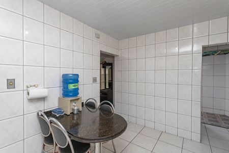 Casa à venda com 160m², 3 quartos e 2 vagas Casa à venda com 160m², 3 quartos e 2 vagasCozinha