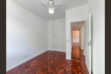 Apartamento à venda com 80m², 2 quartos e 1 vagaQuarto 2