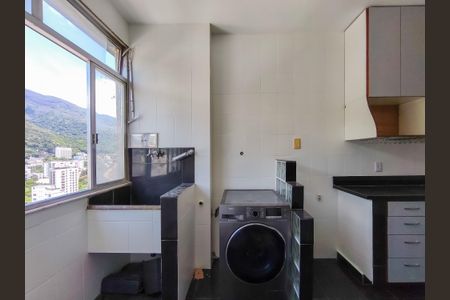 Apartamento à venda com 80m², 2 quartos e 1 vagaÁrea de Serviço