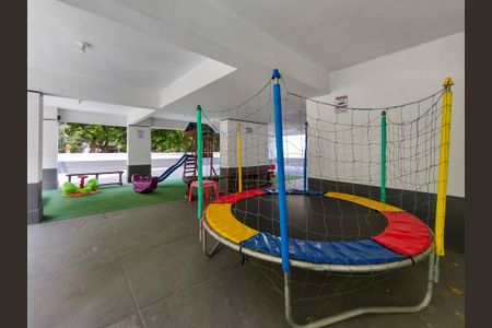 Apartamento à venda com 80m², 2 quartos e 1 vagaÁrea comum - Playground