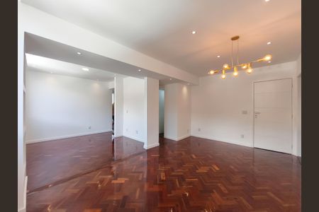 Apartamento à venda com 80m², 2 quartos e 1 vagaSala