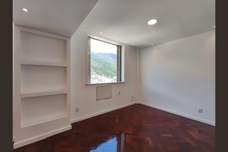 Apartamento à venda com 80m², 2 quartos e 1 vagaSala