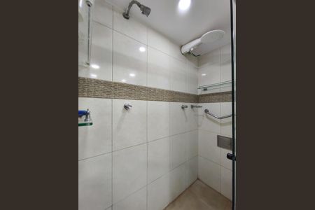 Apartamento à venda com 80m², 2 quartos e 1 vagaBanheiro Corredor