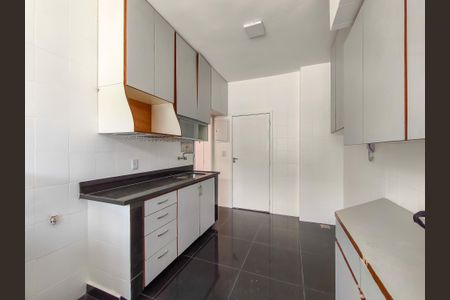 Apartamento à venda com 80m², 2 quartos e 1 vagaCozinha