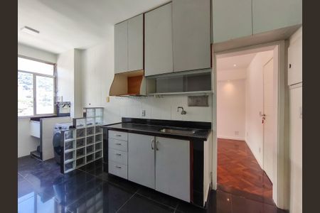 Apartamento à venda com 80m², 2 quartos e 1 vagaCozinha