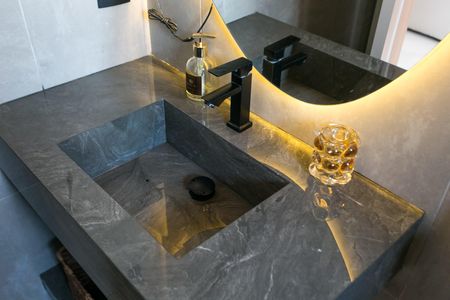 Studio para alugar com 30m², 1 quarto e 1 vaga Studio para alugar com 30m², 1 quarto e 1 vagaBanheiro