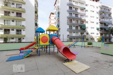 Apartamento para alugar com 86m², 2 quartos e 1 vagaÁrea comum - Playground