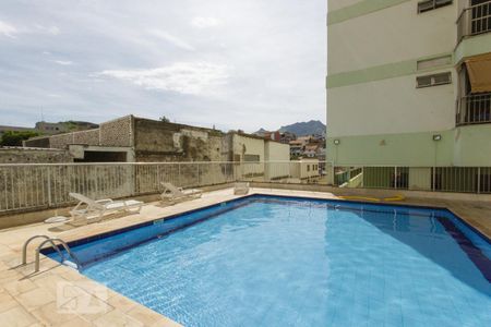 Apartamento para alugar com 86m², 2 quartos e 1 vagaÁrea comum - Piscina