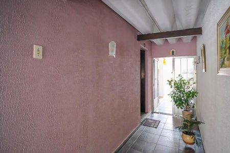 Casa à venda com 140m², 2 quartos e 2 vagasQuintal