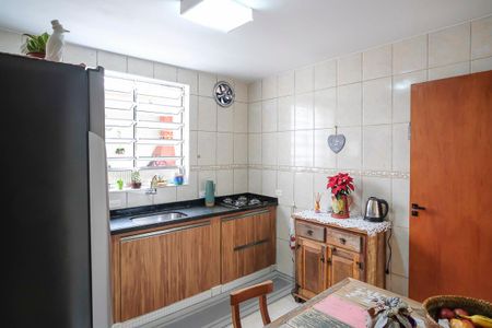 Casa à venda com 140m², 2 quartos e 2 vagasCozinha