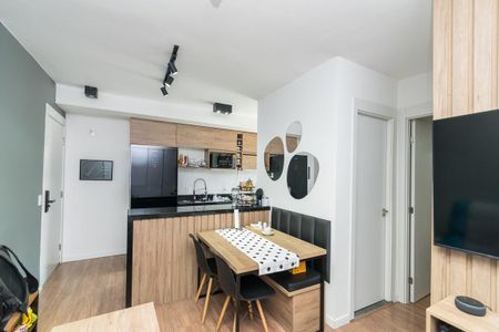 Apartamento à venda com 42m², 2 quartos e 1 vaga Apartamento à venda com 42m², 2 quartos e 1 vagaSala